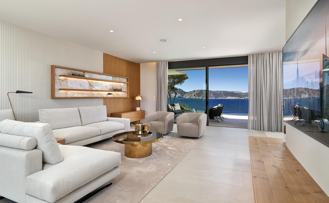 pure-white-zaobljeni-1